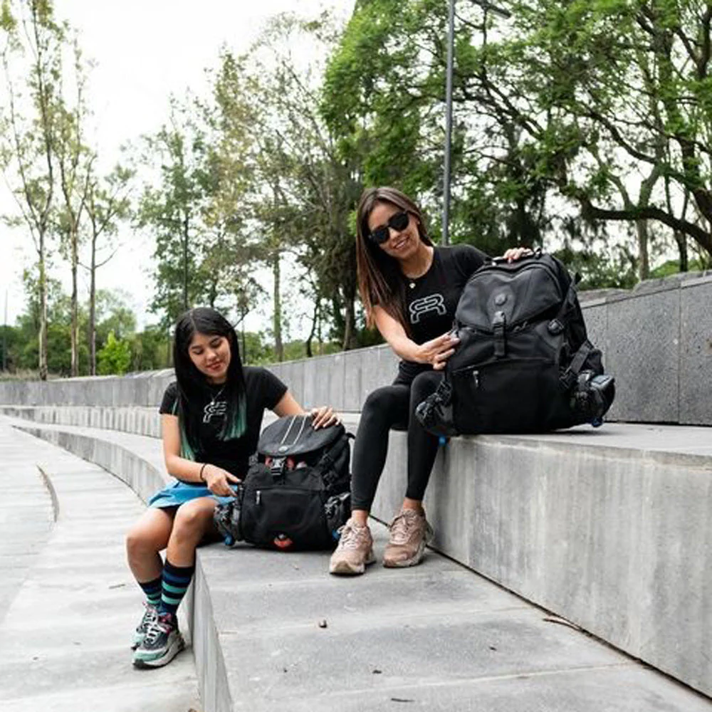 Skates Backpack 30L Black - Image 4