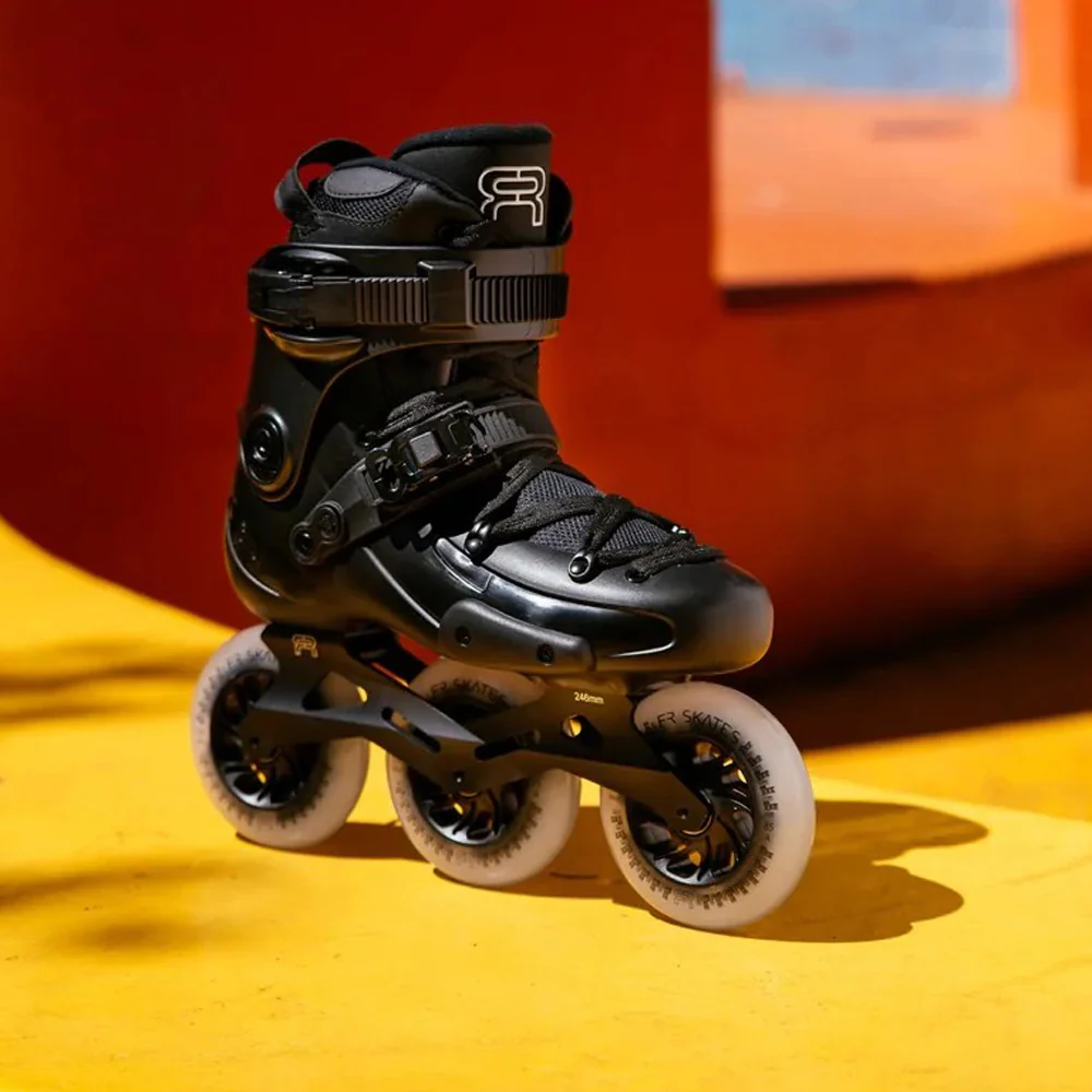 FR2 310 Black - Image 2