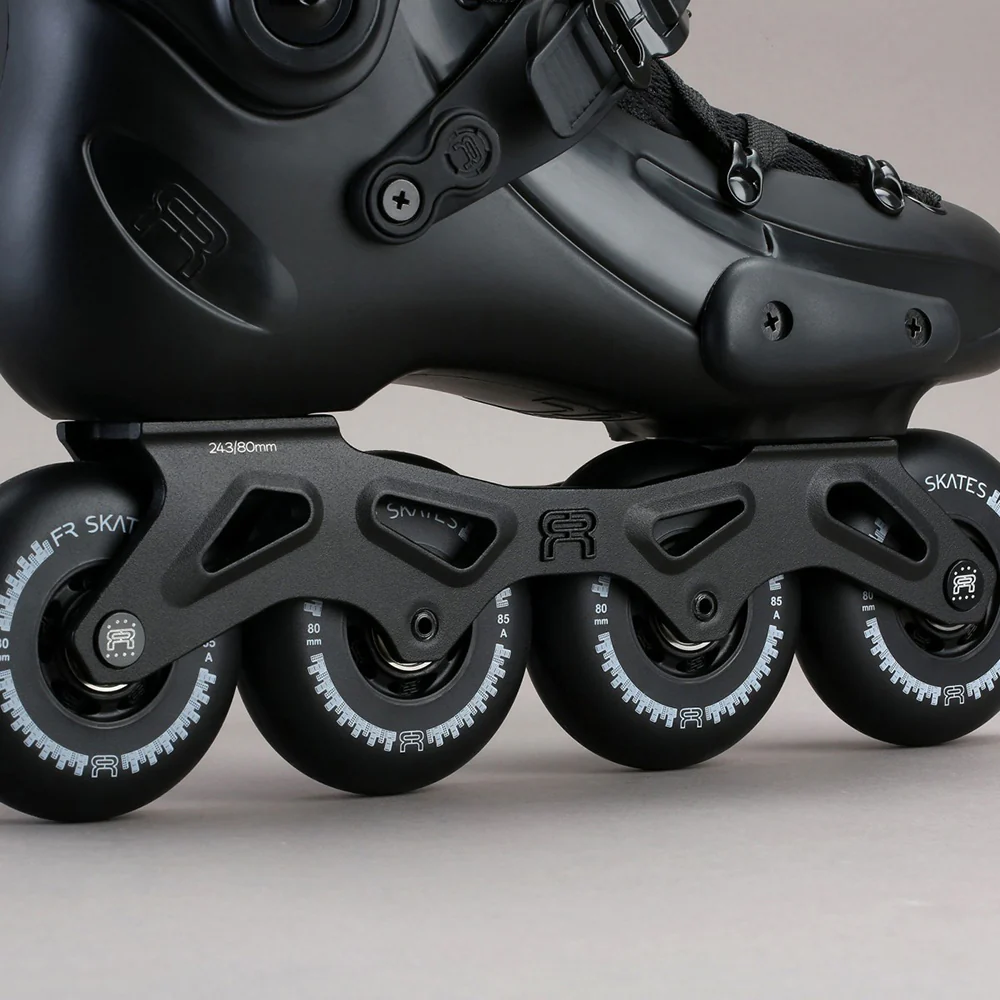 FR3 80 Black - Image 4