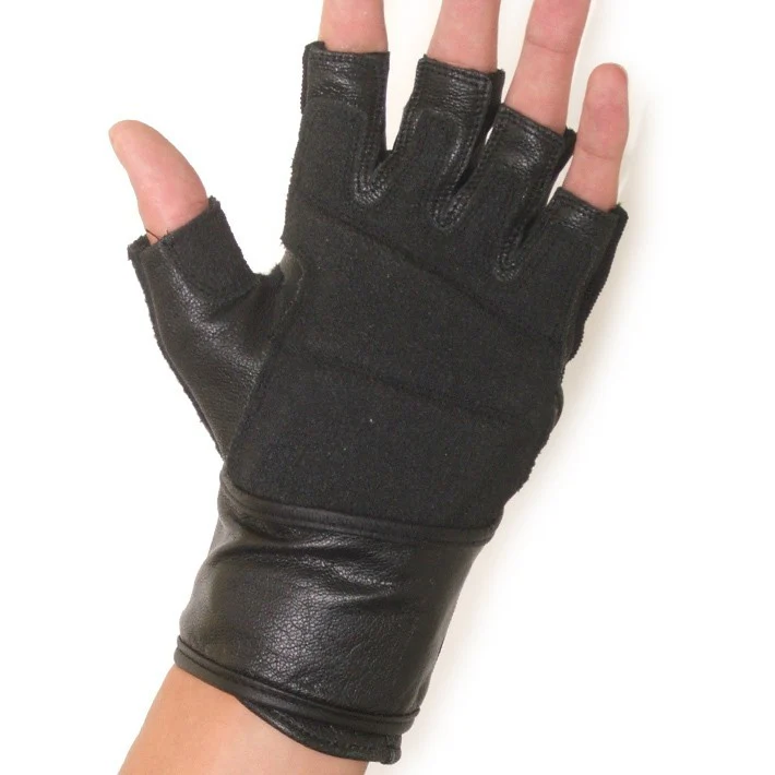 Glove - Image 2